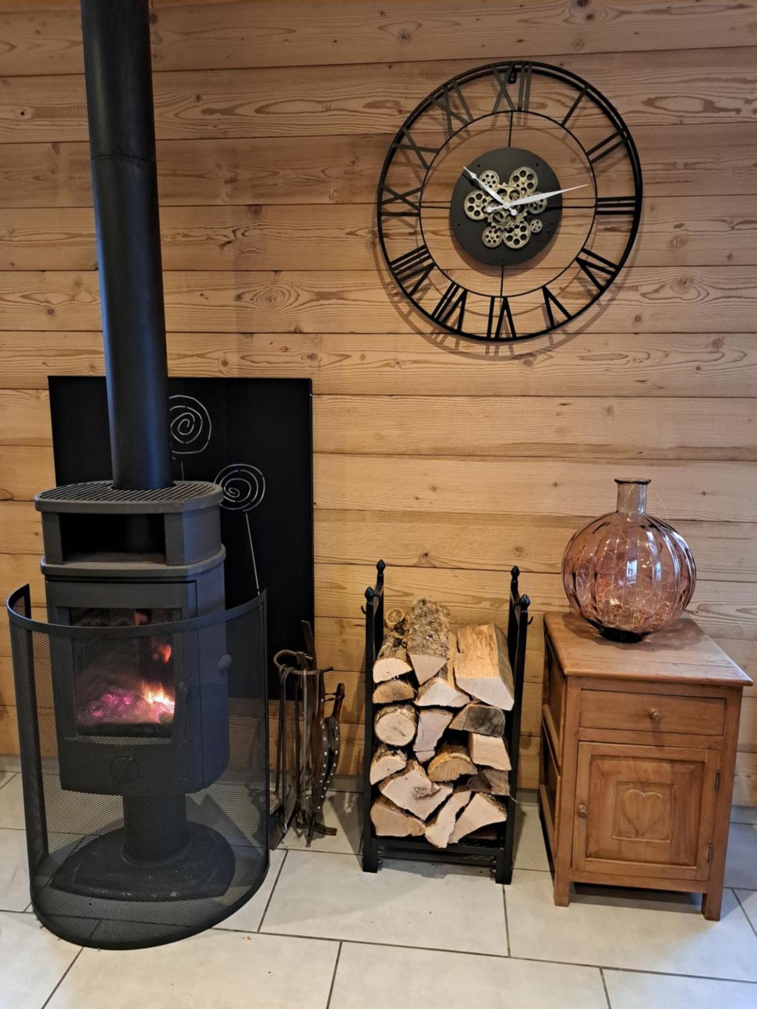 Le Refuge Du Herisson Doucier Bagian luar foto