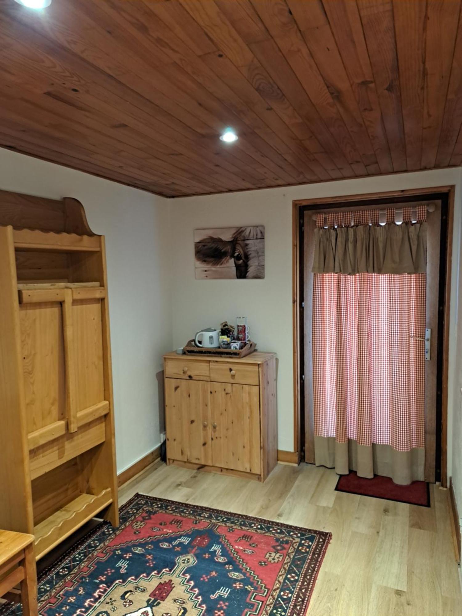 Le Refuge Du Herisson Doucier Bagian luar foto